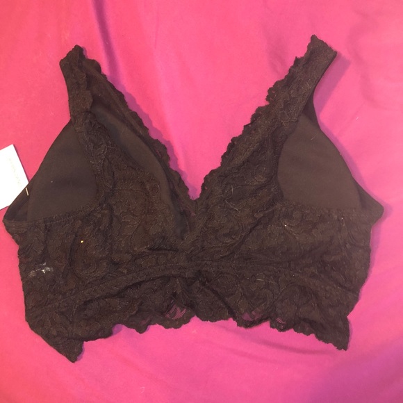 Lace Deep V Bralette with Removable Pads - Picture 4 of 5